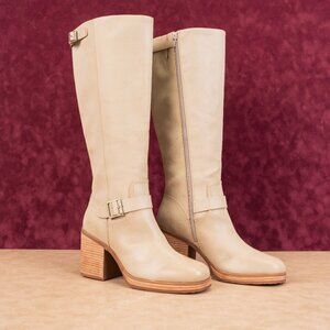 Korks Wmn Karelyn Distress Cream Wide Calf Faux Leather Block Knee Boots 11